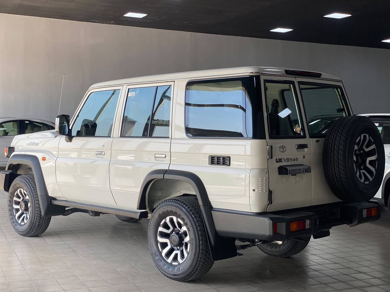 🔥 أسطورة الطرق الوعرة وصلت 🔥
🚘 Toyota Land Cruiser LC76 موديل 2025 🚘
إذا تبحث عن القوة، الاعتمادية، والهيبة الحقيقية، فالـ LC76 هو الخيار المثالي لكل الطرق والمغامرات 🌍💪
✅ محرك قوي وأداء أسطوري
✅ نظام دفع رباعي 4×4 جاهز لكل التضاريس
✅ شاصي متين وتحمل عالي للطرق الوعرة
✅ تصميم كلاسيكي يحافظ على هيبة اللاندكروزر
✅ راحة وثبات داخل المدينة وخارجها
📍 متوفرة الآن لدى Nwekar Auto
📞 للاستفسار والحجز:
***********
***********
***********
***********

📍 العنوان: أربيل - سايدين كوران - قرب شركة بيبسي
🔥 LC76 2025... سيارة صُممت لتبقى أسطورة لسنوات طويلة. 🔥
