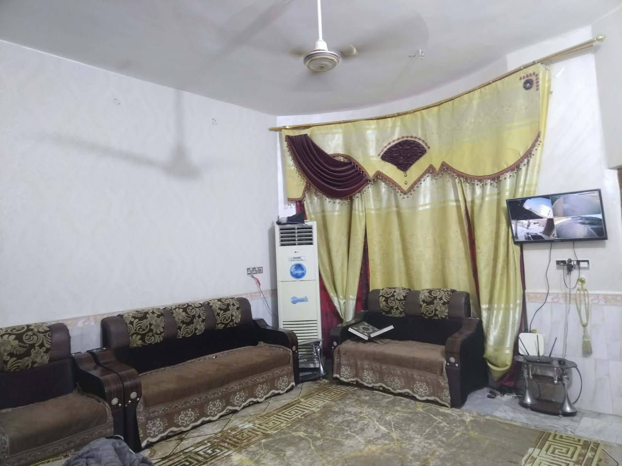 بيت للبيع في حي الملتقى ٤٠٠ متر
طابو زراعي السعر 85 مليون 
***********
