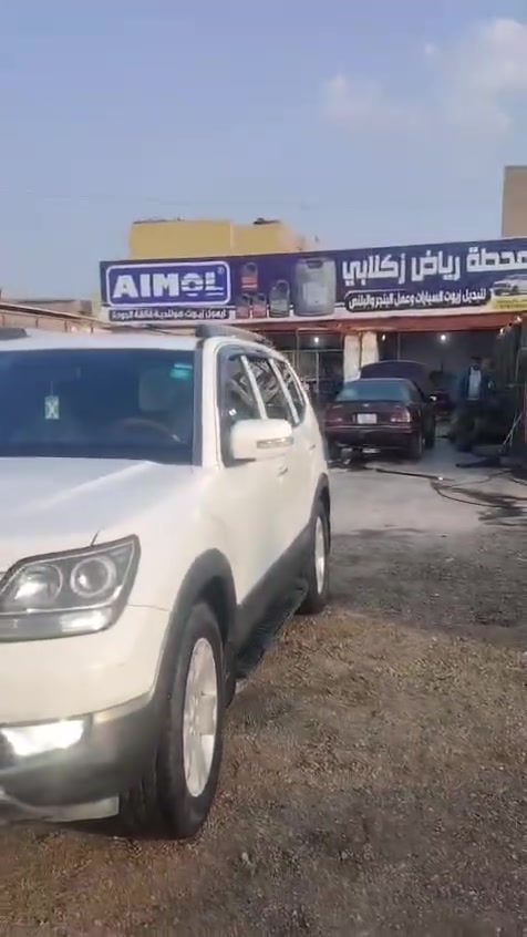 للبيع او المراوس موهافي ٢٠١٣ فووول رقم بغداد صبغ بيها ٦ قطع يعني حزام مكانها بلدروز السعر ١٢٥ 
***********
***********
