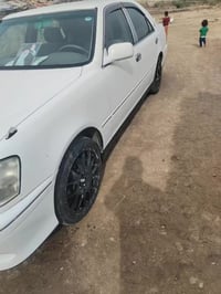 تويوتا كراون • ميسان • مكفولة كفالة عامة