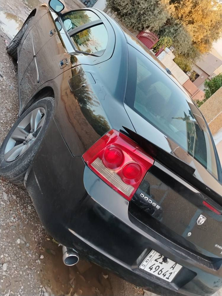 جارجر 2010 محرك حجم 3500 اصل   
محرك كير تبريد طخم اكسل شرط وخير من الله  
 
كشنات كهربائيّ 
تبريد قطعتين 
غرفتها نظيفه 

بيها 3 قطع صبغ باب السايق مبدل اصلي  حادثها بجم بيها دواخل قليل ع البارد 
رقم سليمانية دولي هزه جديده سنويه الى 2030 باسمي كابون بانزين بيها شرط التحويل 

رقم صاحب سيارة
 ***********
الاتصال والمراسله باقي التفاصيل  ع الواتس اب فقط كركوك, العراق
