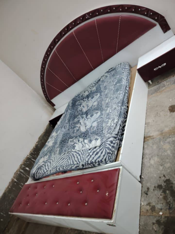 غرفه تركي ضخمه اخت. الجديد كامله تركي اصلي ثقيل المكان ديوانيه *********** بي وتساب ديوانية, القادسية
