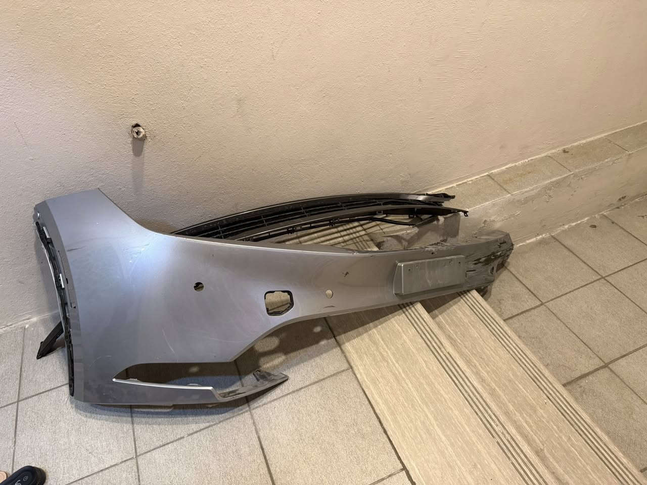 سلام عليكم حبايب عندي نص دعامي للبيع بريوس الموديل 2024 للتواصل هذارقمي***********
