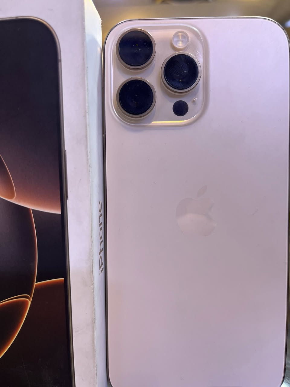 ايفون 16برو ماكس للبيع الذاكرة 256البطارية 100 عدد دورات الشحن 125الجهاز اخو الجديد السعر 1375
بغداد مدينة الصدر الورفلي 
0773950 4833
