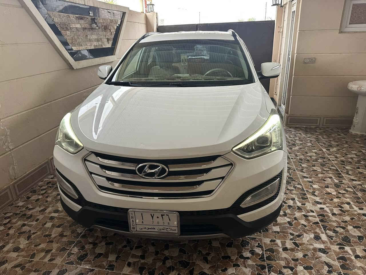 السلام عليكم
سنتافي 2013 
السيارة مكفوله بدون قطره صبغ
بيها مكانين بارد مامبينه ابد شرط الفحص والسونار
رقم صلاح الزين 
سنويه 2029
محرك 2400 دوش شرط بدون عيب
ماشيه 200
كير شرط بدون عيب
سبعه راكب
ثلاث قطع تبريد
لد امامي
ويل كروم + تخم تاير
صدر جديد + تبريد+ تدفئه 
كهربائيات كلشي بيها شغال
السعر (148) وبيها مجال بسيط
مكان السيارة تكريت
للاستفسار الاتصال (***********)
