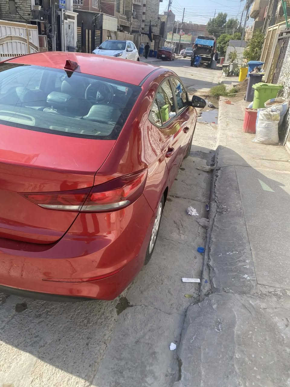 سلام عليكم سياره النتره موديل ٢٠١٧ سياره ماشيه ٦٣ الف حادثه بابين عكس السايق سعر ١٢٨ رقم بغداد الشعب ورقم  الهاتف ***********
