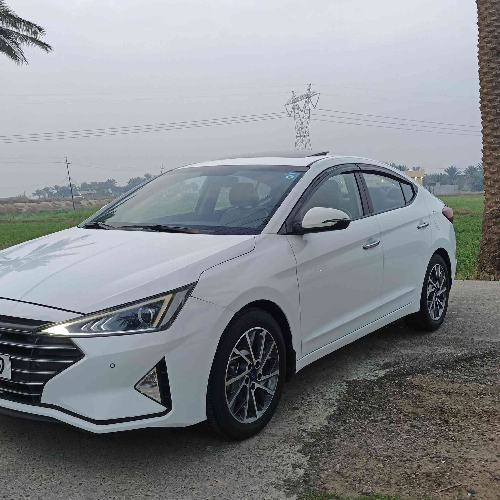 تحية طيبة🌹🌹🌹
للبيع هونداي النترا خليجي 2020) 
من القطع النادره كفاله عامه من الشخط والرصعه 
باستثناء بارد كد إصبع فقط والباقي كفاله 
ماشيه 60 حقيقي شرط وين ميعجبك تفحص
سبير منازل جديدة بمعنى الكلمة وما اكو أختها بنسبة لنضافتها  دواخلها وكشرها مال زيرو 
المواصفات فول 1____1 محرك 2000 دوش 
الميكانيك كفاله عامه على وضع الشركة 
تخم تاير جديد لوك 
رقم بغداد باسمي تحويل مباشر 
العنوان بغداد أبو غريب 📞 ***********
