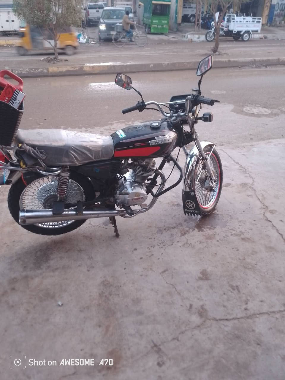 سلام عليكم دراجه تايكر للبيع موديل 22 مكينتها 25 دراجه خير من الله لا صرفف ولا بخار كهربايات كله شغاله الدراجه مكفول كفاله عامه اوراق موجوده السعر 450 او بيها مجال حك الجيه مستعجل علا بيعتها حيل مكاني ديالى بعقوبة ***********
