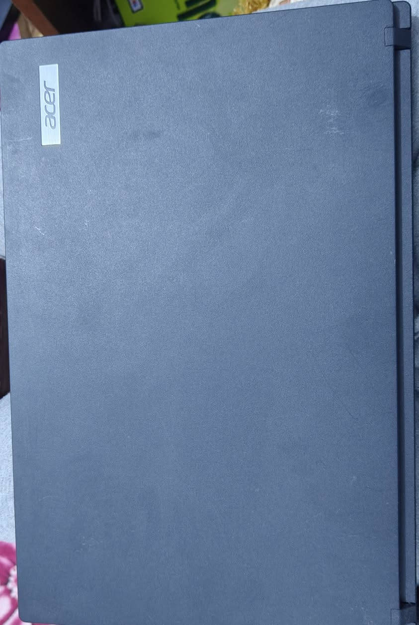 لابتوب للبيع
كور اي 5
رام  4 كيكا
هارد ssd 256
الجيل الثامن. 8
الباتري ساعتين ونص الى ثلاث ساعات
منفذ يو اس بي. عدد 4
منفذ تايب سي
موديل حديث
نظافة فول
السعر 200 قفل  غير متواجد فيس
***********
