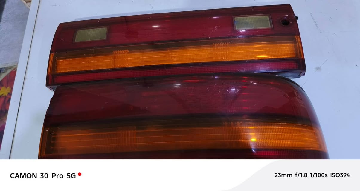 سلام عليكم عندي بك لايت بطه متصل صفحه اليمين والوسط بي فطر كلش صغير واضح بالصور السعر 45 الف مكان البصره ***********
