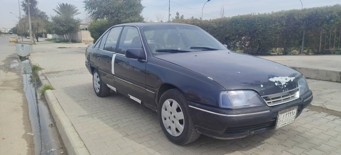 السلام عليكم اوميكا حجم 20موديل 90سنويه الحد 28 محرك شغال بس بي صوت السعر 24 عنوان كركوك ***********
