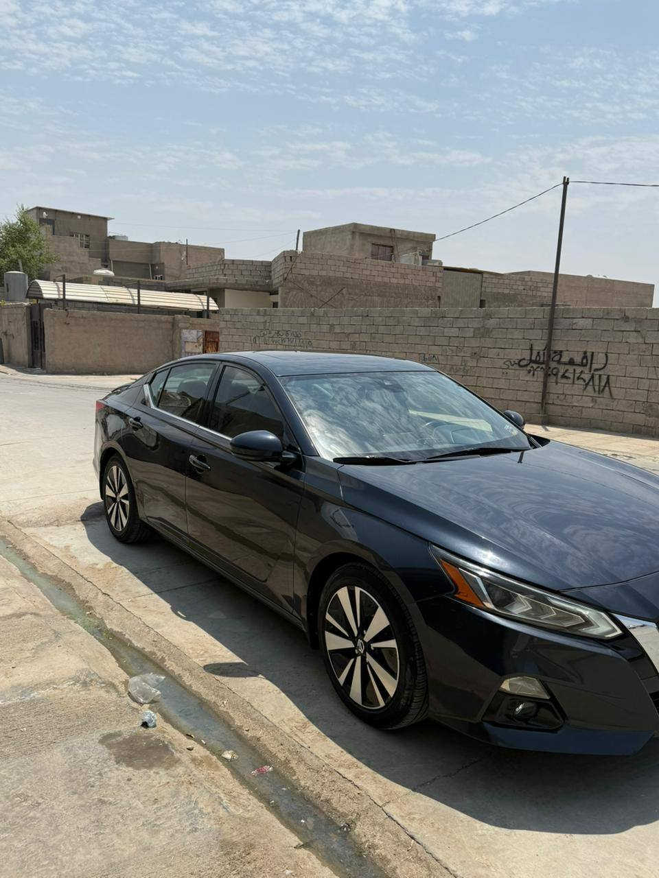 نيسان التيما موديل 2019 مواصفات SL
ضرر فقط جامرلغ سكن بدون ايرباك السعر 163 وبيه مجال بسيط للاستفسار الاتصال على الرقم ‏‪0770 805 7654‬‏
