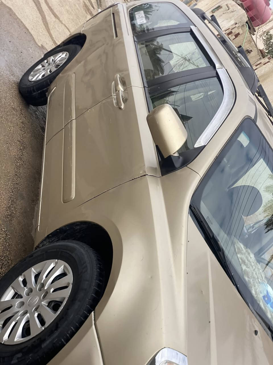 سلام عليكم اخون كيه سيدونه مديل 2008 امريكي ضربته بلجاملغ الخلفي شبر السياره كير مكينه حداديه طخم تاير كله جديد السياره جاهزه مال جناي مكينه 3800 كراسي محور ٩ ويه السايق محوره بيه منضومه مالت غاز 80 لتر العنوان السماوه قضاء الخضر انتصل وبيك خير وتدلل السعر خاص مفتوح *********** حمود الغزي
