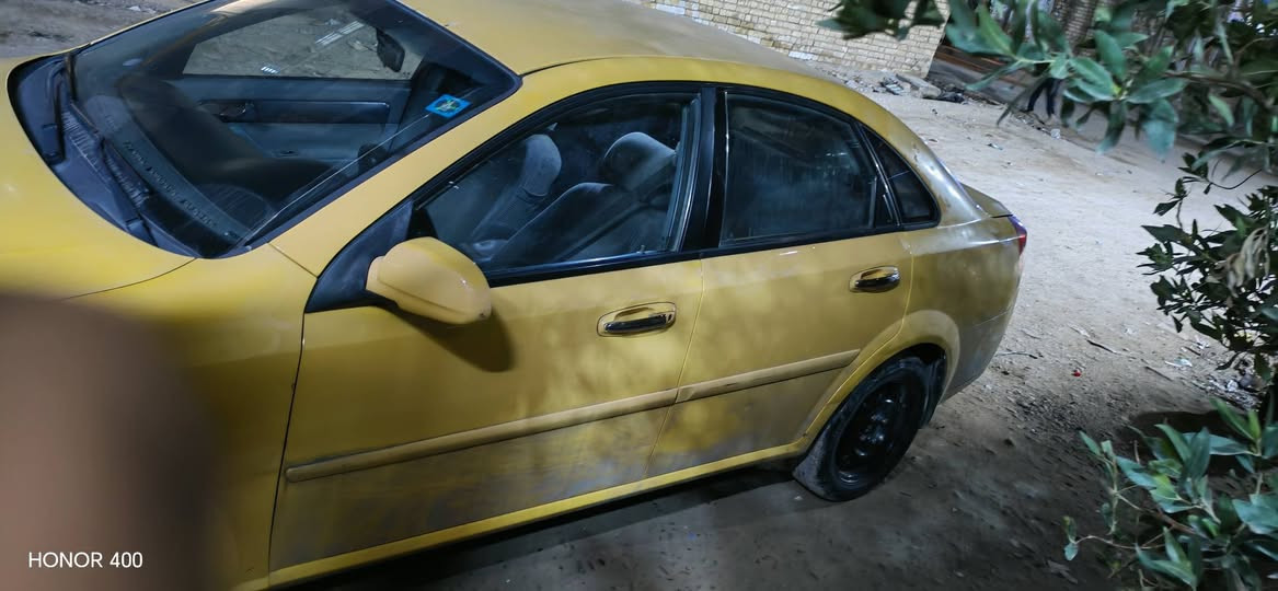 السلام عليكم سياره اوبترا 2011 شركه عامه صفراء سياره  جنطه مصبوغه
تبريد شغال مصفره هي او غرامه
رقم الهاتف ***********
