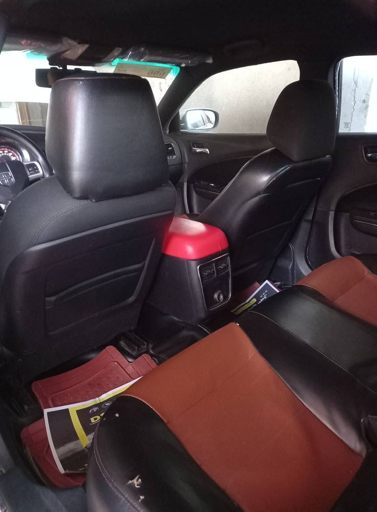 جارجر للبيع خليجي 2013سنويه 28بيه بنيد مبدل وبيه بارد شي قليل مكانه العماره ميسان السعر 160 وبيه مجال قليل الاستفسار *********** عمارة, ميسان
