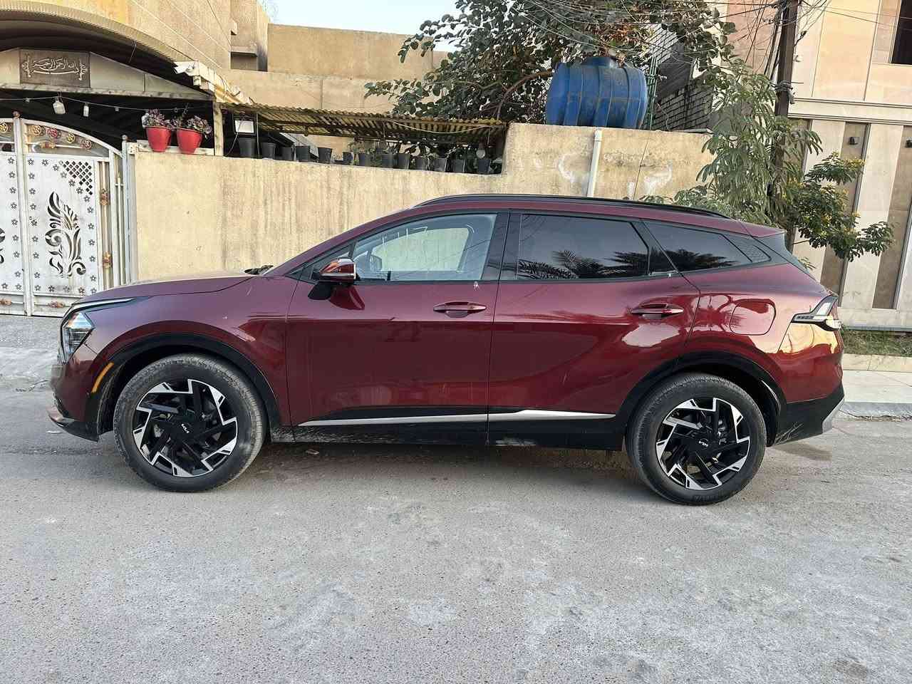 السلام عليكم كيا سبورتج 2023 4X برستيج فول 1/1 اعلى فئه سياره بدون لوحات حادث بنيد فقط صور الحادث مرفقه مع الصور 
السعر 148 $
فتحة سقف بانوراما بالكامل
بصمه تشغيل + أبواب 
دشبول متصل دجتل متغير الألوان 
جنطه تحكم كهرباء 
5 كامرات محيطيه 
كشنات جلد + كهرباء + تتفئه + ميموري + تبريد + هيتر بل ستيرن 
رادار + حساسات + اشاره بل مري + قياده اليه 
سايد بريك بصمه + 3 انضمه قياده 
ليد امامي + ليد خلفي + اوتو هولد 
ويل كروم حجم 19
فور ويل 
شحن واير ليس + انظمه ترحيب 
مكينه 2500 + تشغيل عن بعد 
تحديد مسار + مثبت سرعه 
بيع فقط مكان السياره بغداد مدينه الصدر للاستفسار ***********
