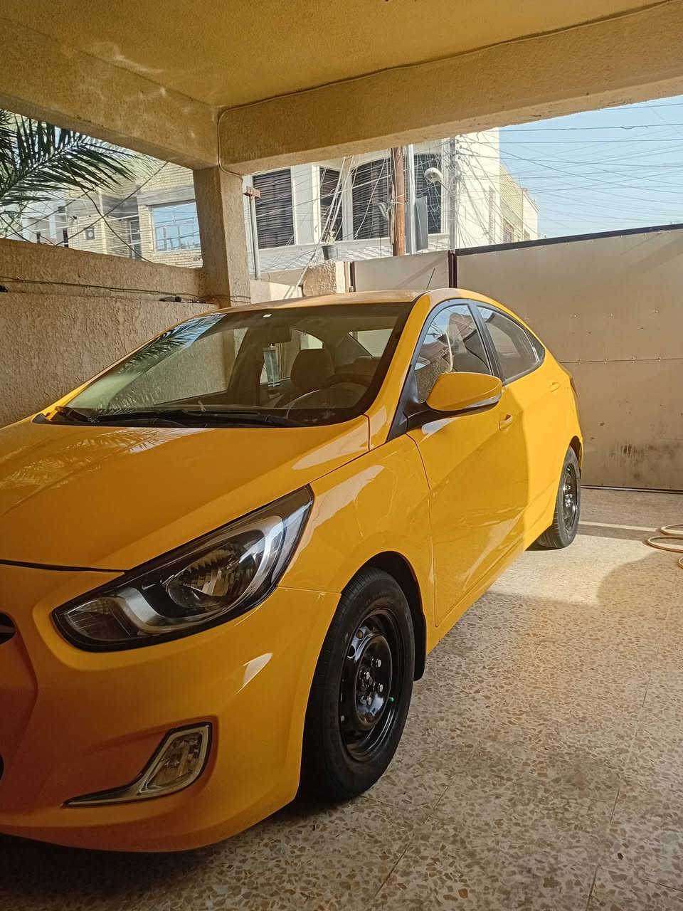 اكسنت مديل ١٢ سياره خليجي كير مكينة مكفول صدر جديد تبريد شغال سياره مكفول من الضربه و تبديل كير مكينة ستميه مكان الشعب للاستفسار *********** السعر ٨٥
