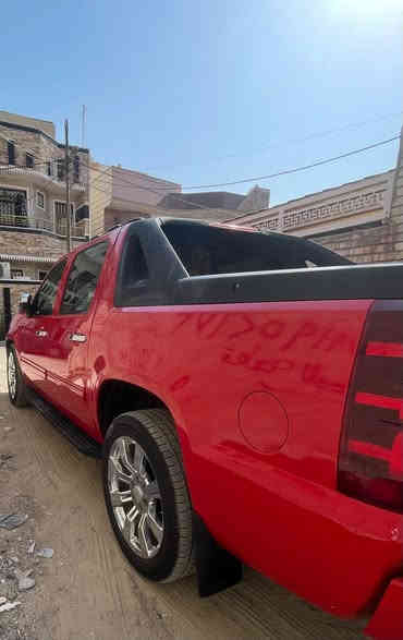 السلام عليكم تاهو افلانج موديل 2012سياره محرك كير تبريد صدر خلفلي اماني السياره متعوب عليه حلوه مصبوغه سياره اثر جراد اي ضربه ماكو سونار يحكم بيع او مرواس 175ورقه   سياره رقم انكليزي 
بغداد الشعب 
***********
