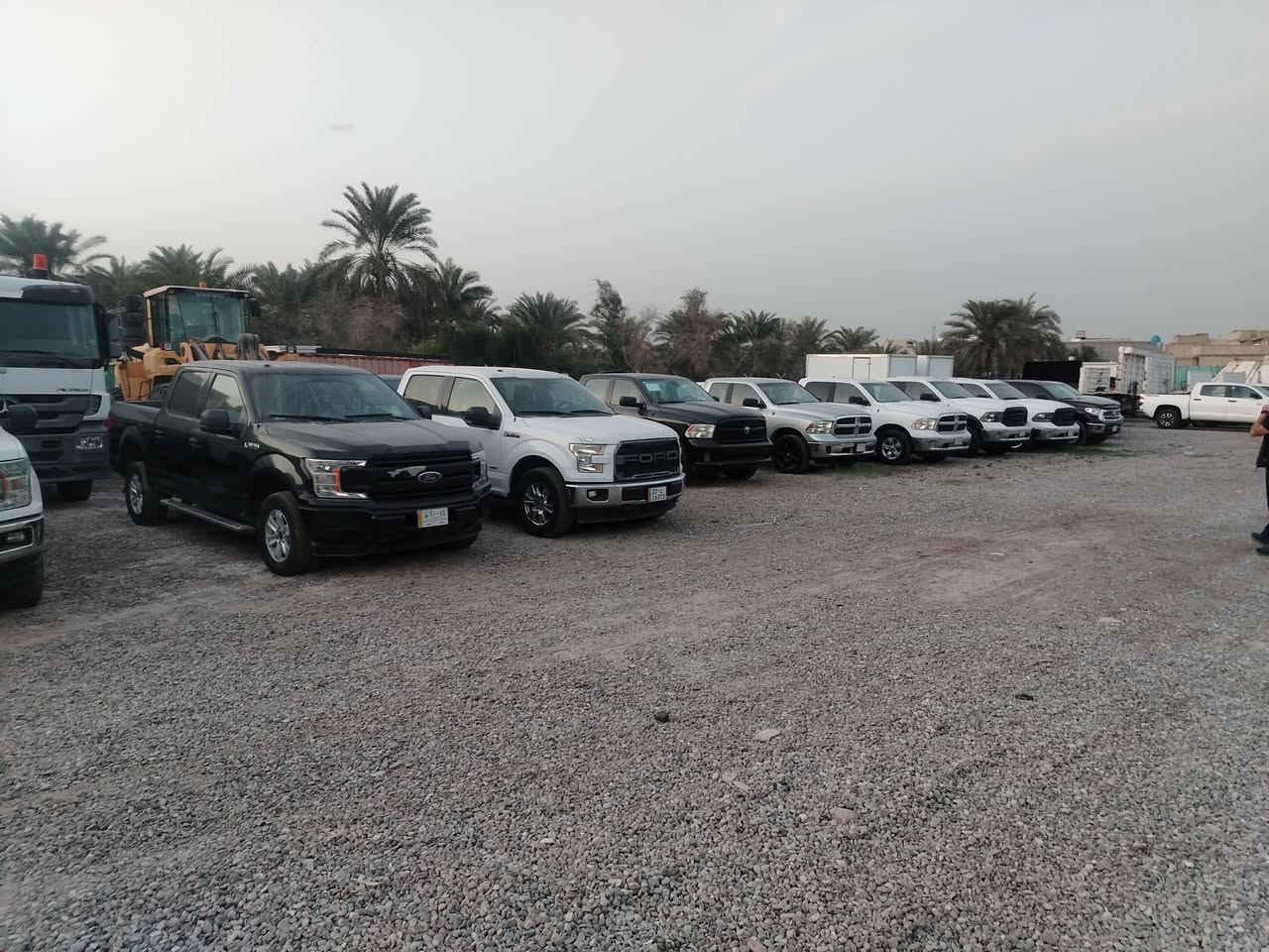 السلام عليكم
مجموعة سيارات رام فورد شوفر سلفرادو سيرة
بيع فقط لايوجد مراوس 
باب طويل بدي قصير
باب قصير بدي طويل
2017 2018 2019
رقم بغداد شرط التحويل
السيارات جاهزات من كل النواحي
مكان السياره بغداد
 *********** واتساب 
الأسعار بين 140 و175
ورقة وبيهة مجال لشراي
