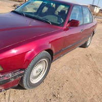 بي إم دبليو 730 • ١٩٩٣ • ماروني