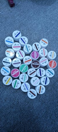 جل اظافر • قطعة