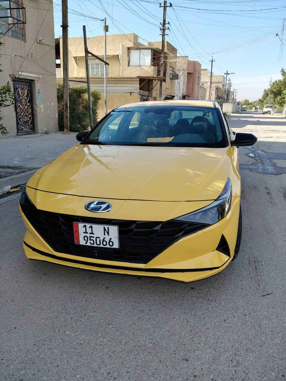 السلام عليكم النترا 23 حادث جاملغ خلفي فقط سياره بأسمي ماشيه 83 مكاني بغداد  الزعفرانيه السعر 170وبيها مجال للشراي أي استفسار الاتصال ***********
