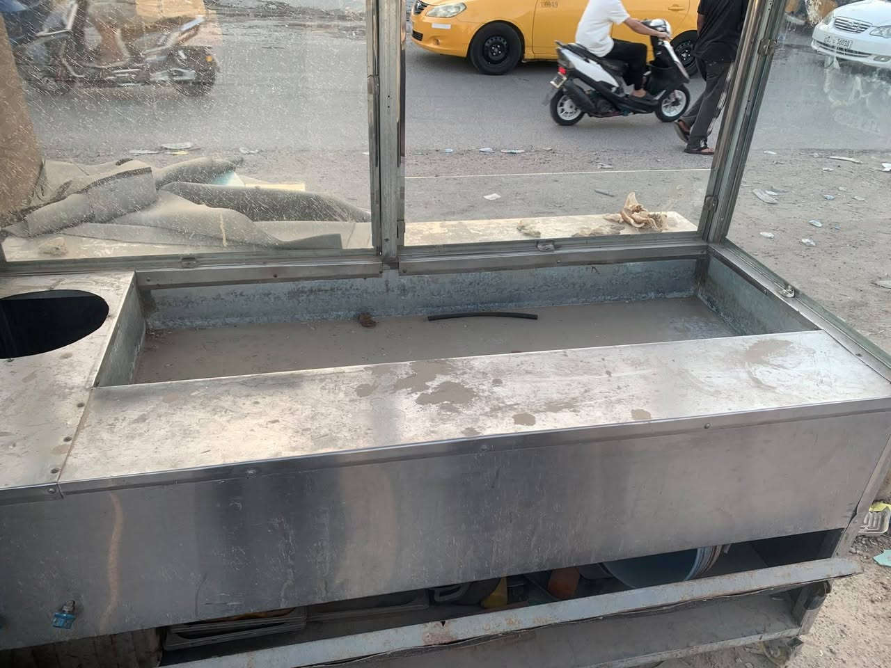 سلام عليكم عارضه حمايه وقلايه للبيع السعر 750 مكاني بغداد ***********
