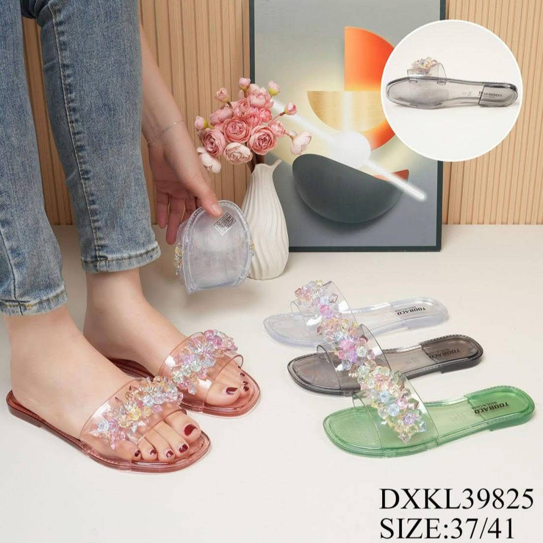 نزاكة😍
شحاطه شفاف قياسات من 30 الى 41


**إذا كنت صاحب هذا الإعلان وتريد حذفه لأي سبب، رجاءا أرسل رسالة إلى الدعم الفني**