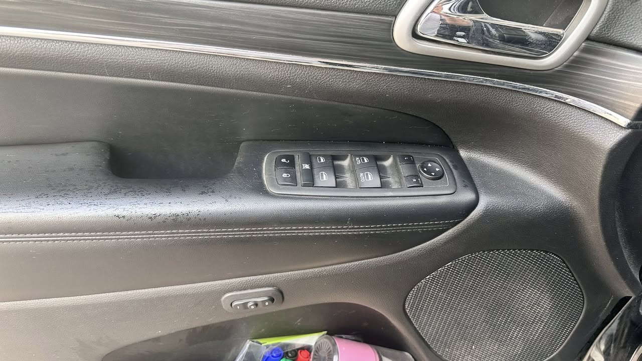 بسم الله 
جيب وارد اميركي 22 مواصفات في الصور حادثها جاملغ وباب تبديل اصلي نفس اللون بدي سليم الاستفسار ***********
