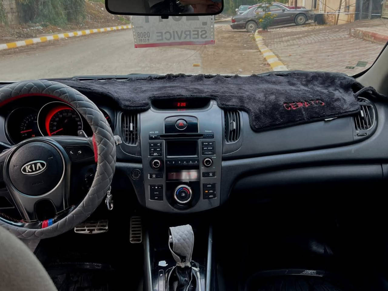 كيا سيراتو 2011  فول عدا الفتحه
تحكمات استيرن شفتات سبورت  6نمر ✈
اشاير بل مري 
حساسات خلفي 
كير محرك شرط
صدر جديد
بيها قطعتين صبغ الباقي مكفول 
تحويل ثاني يوم 
 السياره احلا من الصور 
السعر103 بيها مجال 
العنوان صلاح الدين سامراء 
رقم الهاتف *********** للبيع او مراوس
