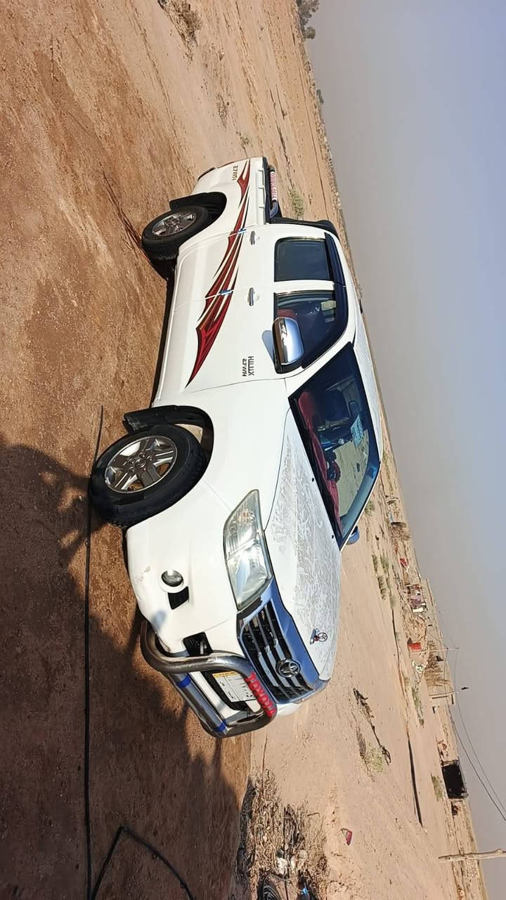 السلام عليكم بيكم هيلوكس كويتي كفاله عامه  مديل 2014 كيرعادي  محرك كير حدايه عله وضع شريكه رقم قادسيه  شاصي 19 ماشيه 127 مكانها النجف   لسعر 210  
***********
