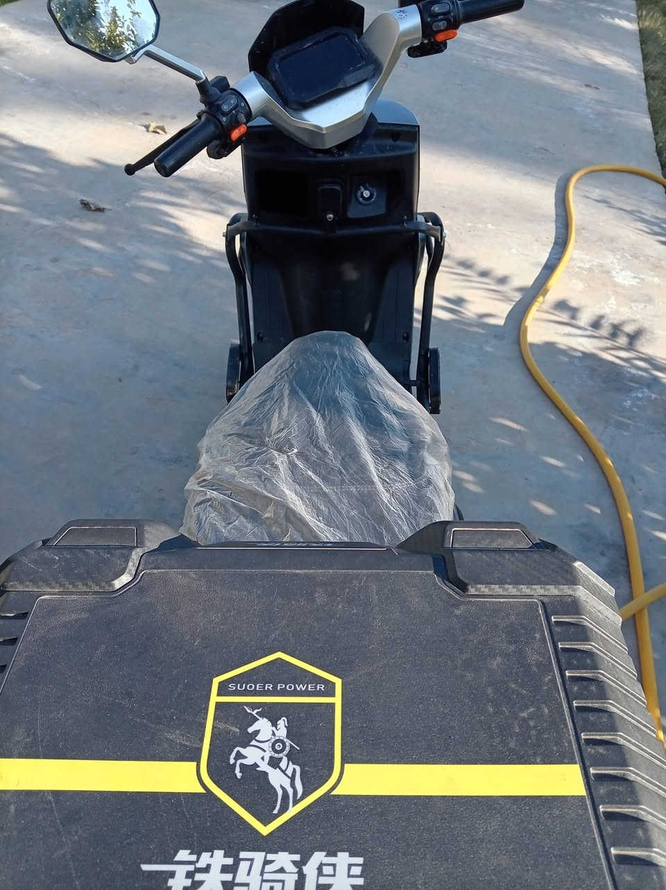 السلام عليكم دراجه شحن موديل 2025مستعمله تلاث اسابيع مكفوله كفاله عامه الستفسار على  ***********
