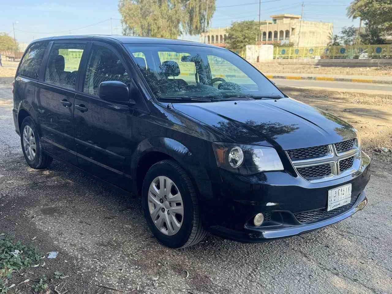 #للبيع 🚘

دوج كرفان 2014  ماشيه ٧٨ حقيقي رقم بغداد
٦ سلندر ٣٦٠٠ (٧راكب )٣ قطع تبريد كير محرك 
تخم تاير محرك مامفتوح شاشه كامرة تاب سقفي 
تحكمات جهتين السيارة نضيفه كلش بدون شخوط بدون رصعات بدون بارد  حادثهه 
جاملغ وبنيد بدون دواخل  بدون لغد بدون شاصي 
وبيهه سونار. المندلاوي هم 
—————————————————————
#_للاستفسار / ☎️ ***********‭‬
السعر ١٣٥ 🔒
#العنوان / بغداد محموديه  
————————————————
