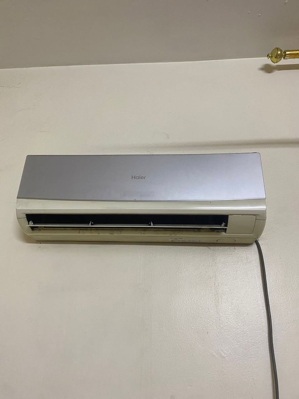 سبالت عدد ٢ هاير استخدام قليل بدون تصليح
1 طن السعر الواحد ١٥٠ الف 
الدورة حي الصحة ***********
