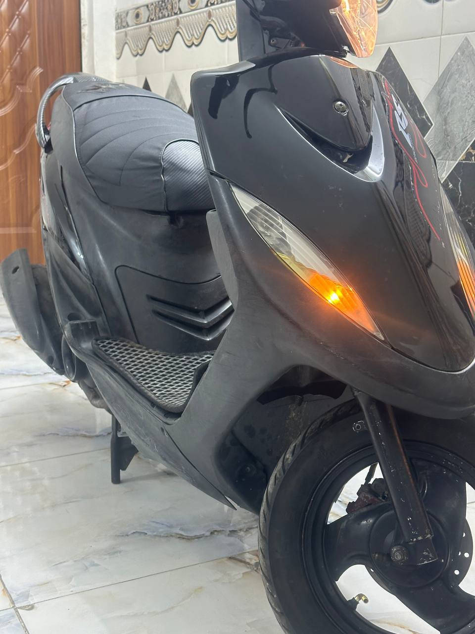 السلام عليكم دراجه ماكس عدله كله شغال سلف هندر اشایر كهربائيات ما بيها اي نقص جيب فيتر وتعال افحص دراجه بلاديه حلوه بالعافيه ع الياخذها السعر 750) العنوان بغداد مدينه الصدر اتصل ***********
