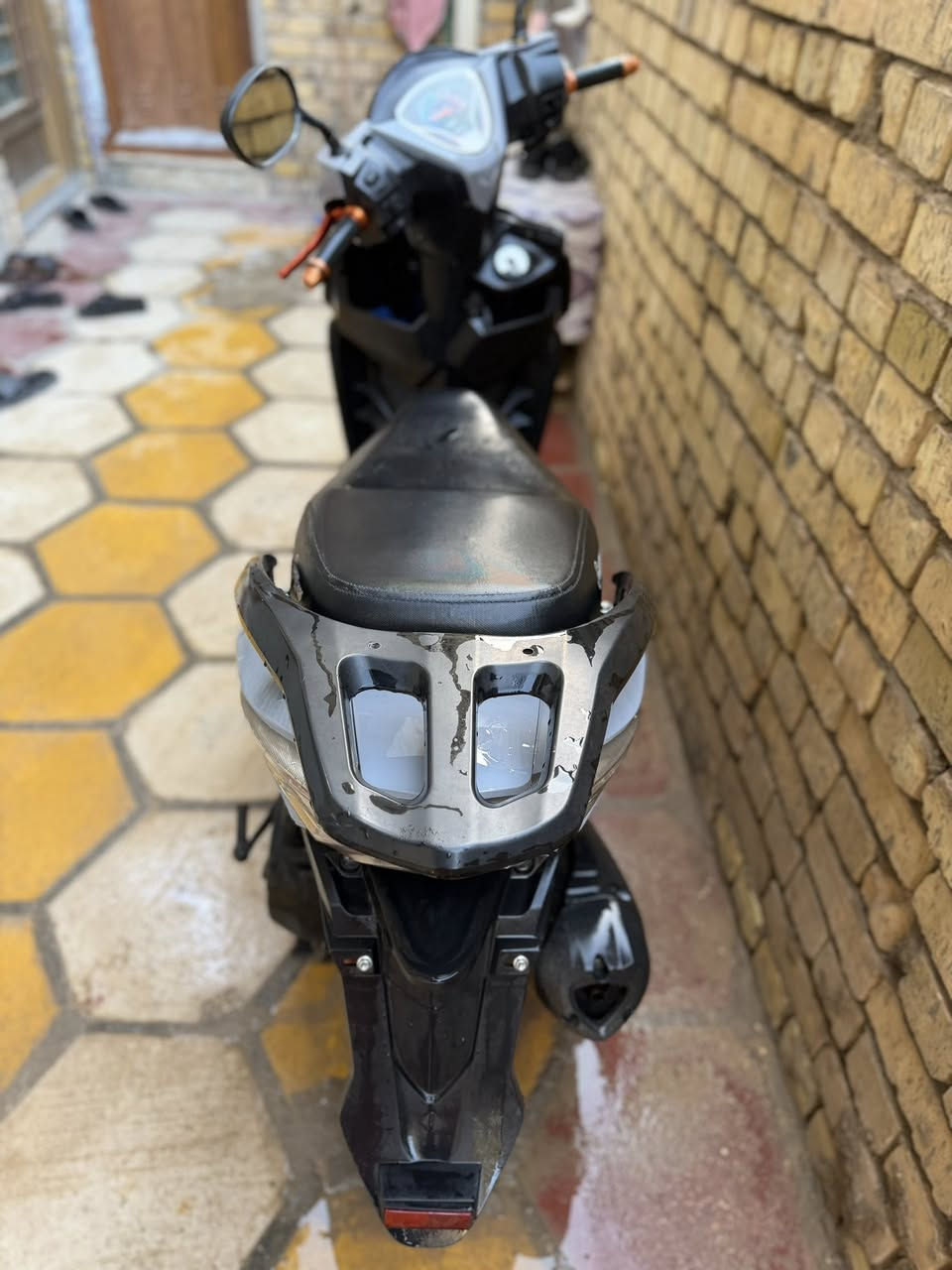 جامبو للبيع الدراجه جديده ممفتوح بيه اي شيوبيه بصمتين حتى مماشيه هواي من الشغل للبيت رايده ب 750 الله شاهد مشتريها اغلى من هيج سعر ومو سعره هذا بس توازيت اليحب يتفضل خاص او يتصل ***********

