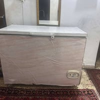 مجمدة كبيرة • نظيفة • حي الجهاد