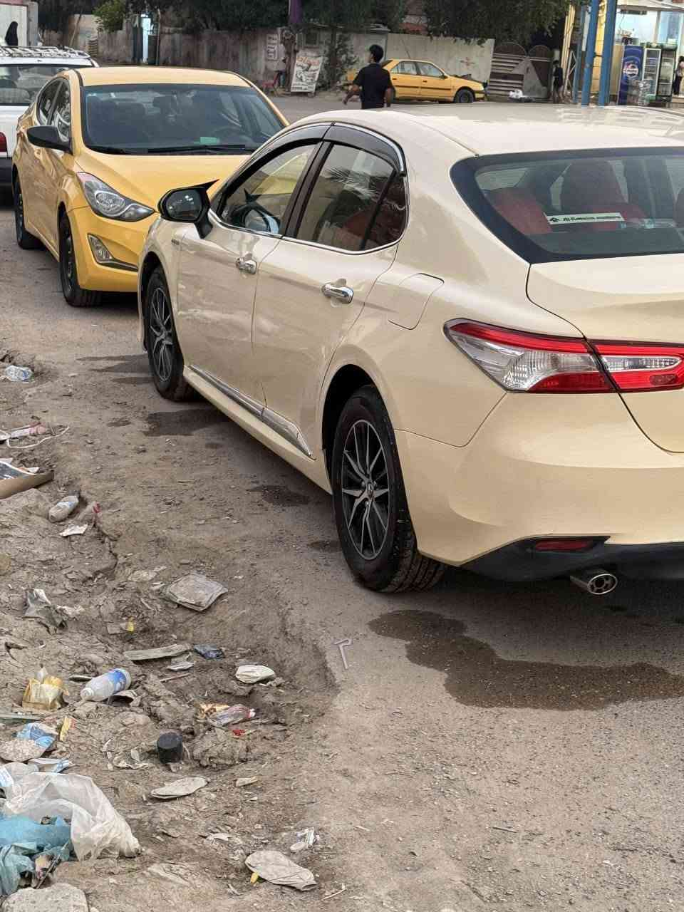 سلام عليكم كامري هايبرد تكسي دبي مديل 20 معلاية 22 السيارة كلش نظيفة و ما بيهة نواقص مكاني بغداد عارظهة 125 و بيهة مجال للطيبين رقم بغداد تحويل ثاني يوم 
***********
