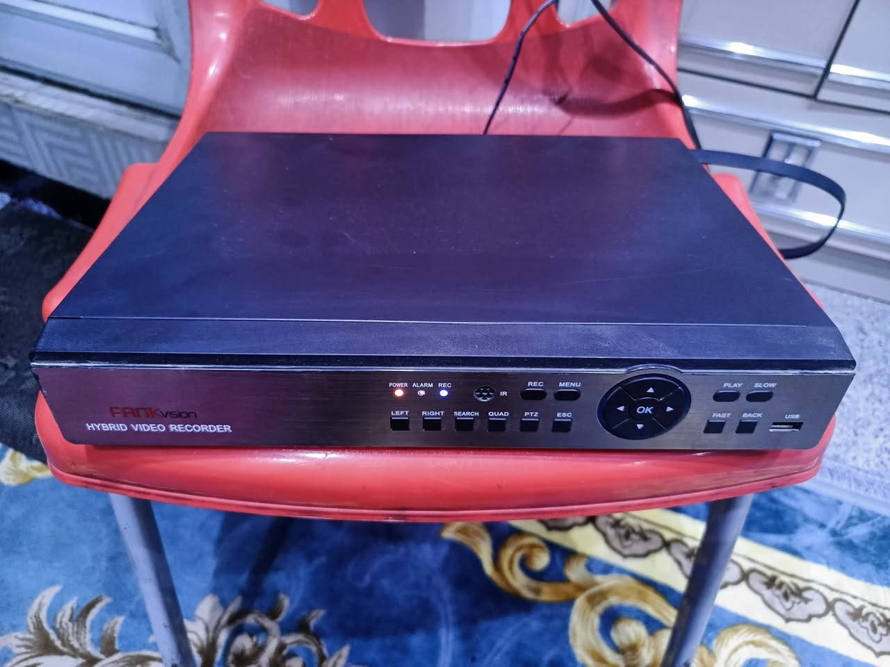 سلام عليكم 
للبيع جهاز 16 جنل نوع فانك فجن 4 ميكا الاصلي اي شغل كل انواع الكامرات الا نلوك الأصلي او التجاري مع هارد 500 نص تيرة 
سعرة 120الف بيه مجال 
مكاني بغداد حي عامل 
للاستفسار ***********
متوفر توصيل جميع محافظات
