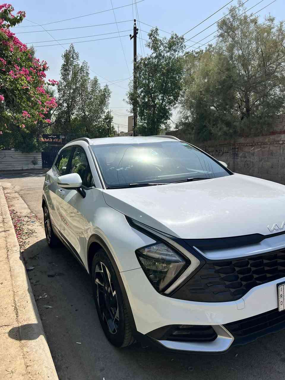 السلام عليكم للبيع كيا سبورتج 2022 رقم بغداد خليجي مكفولة كفالة عامة ما عدا رصعتين بارد بالجاملغ ماشية ٥٣ السعر ١٩٥ ورقة وبيها مجال بسيط للاستفسار (( ***********))/ مكاني بغداد الجديدة.

