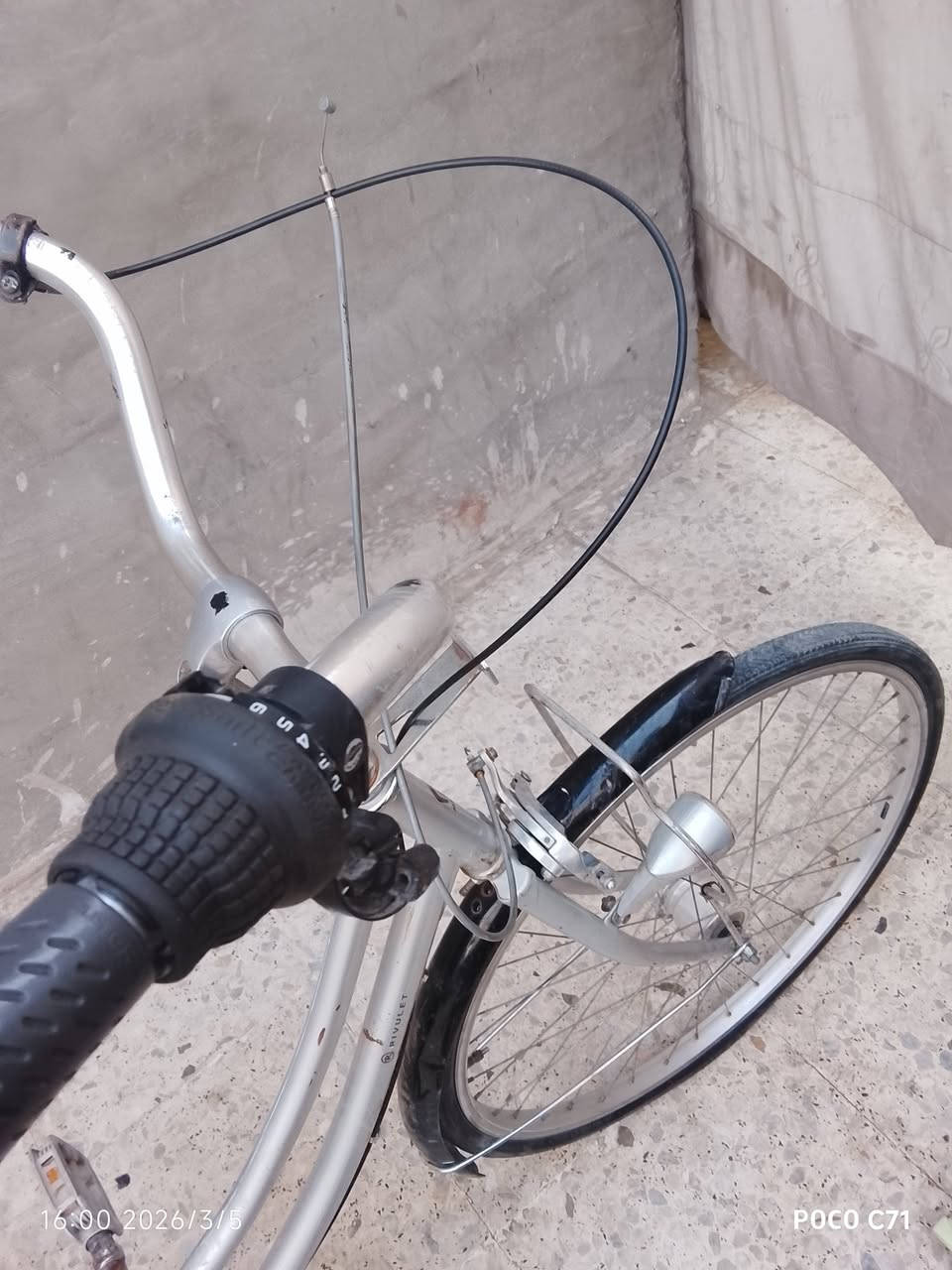 بيسكل بناتي للبيع شوفه بل صور نقص وير كير بس مخليله برغي ينمر
رائده ب60قفل مكاني بغداد شارع فلصطين


**إذا كنت صاحب هذا الإعلان وتريد حذفه لأي سبب، رجاءا أرسل رسالة إلى الدعم الفني**