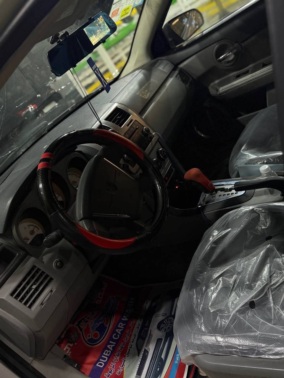 دوج افنجر 2008
رقم جديد سنوية جديدة هزة جديدة
شرط التحويل
محرك 2400 
 4 سلندر 
ولكير كفالة
مصبوغه عام بدون كلبه او شواصي او حادث قوي
بيها نقوصات بيسطه تنزل من سعر
اتصل وتدلل
نزلت من السعر بسبب الدولار
السعر 58$ وبيها مجال بسيط
العنوان زيونة قرب مول زيونة
 ***********
 *********** بغداد, العراق
