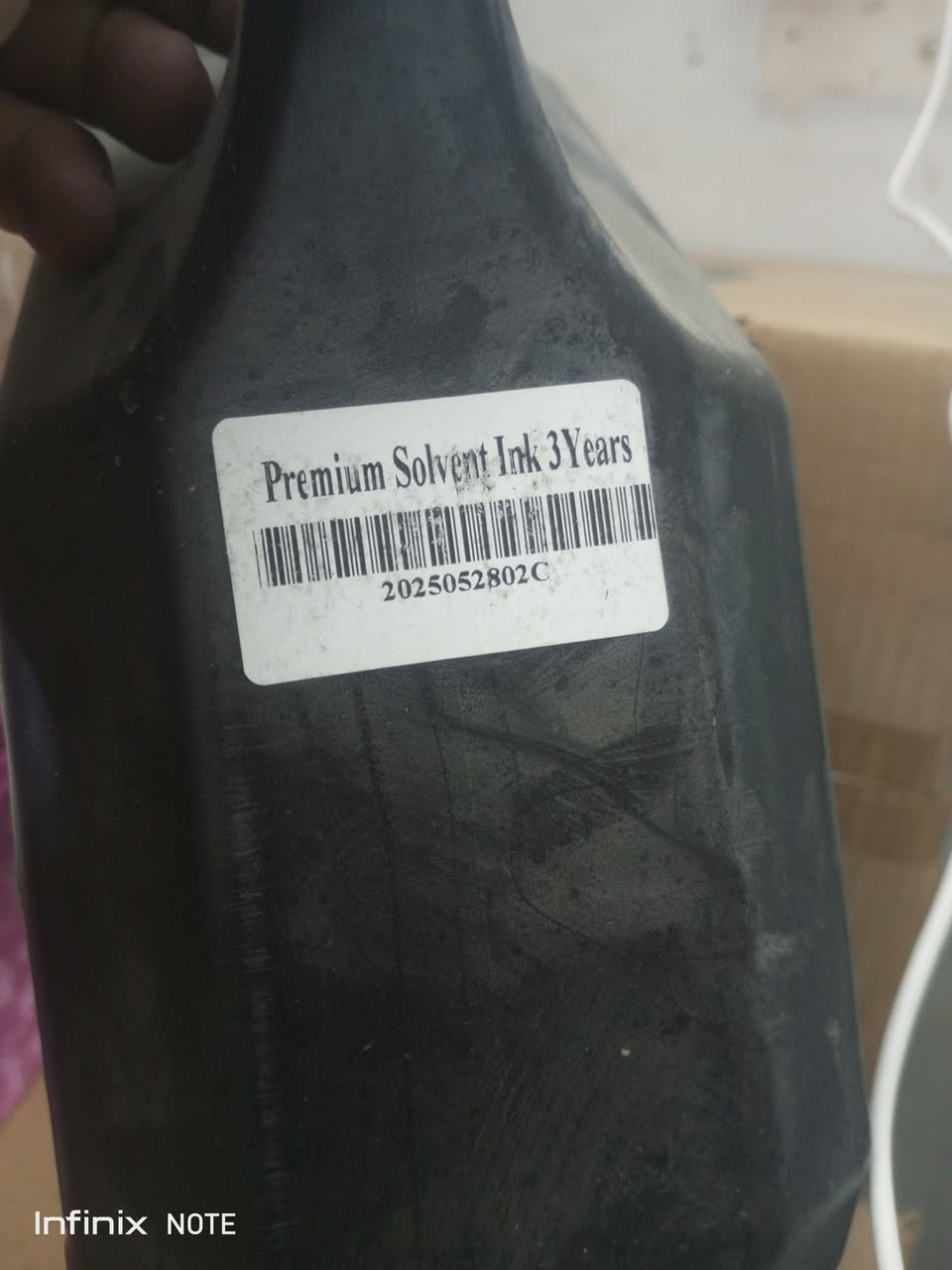 السلام عليكم ورحمة الله وبركاته
شباب هذا حبر للبيع أذا أحد يشتري


**إذا كنت صاحب هذا الإعلان وتريد حذفه لأي سبب، رجاءا أرسل رسالة إلى الدعم الفني**