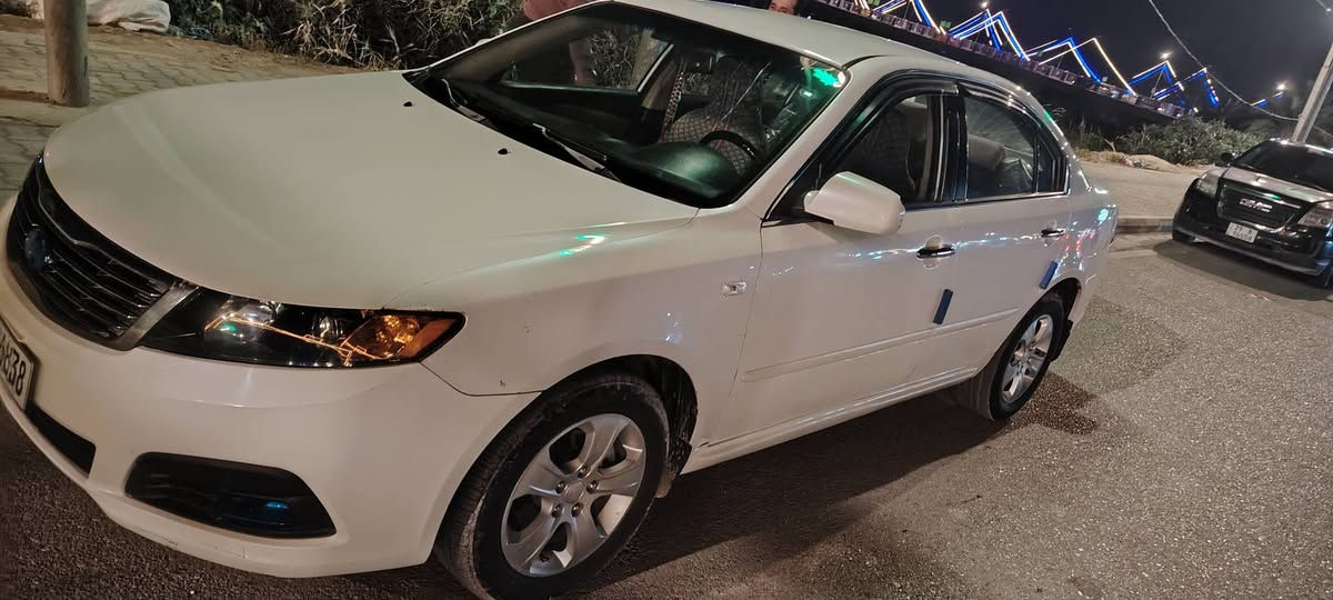 السلام عليكم 
ابتما 9للبيع لون ابيض بيه 4قطع   ثنين صبغ رش وثنين تبديل  السياره نضيفه خير من لله كامله كلشي متصرف عليه  
حداديه خير من الله 
تخم تاير   ويل كب 
باتري  صدر امامي خلفي 
كامره دواره و حساسات 
شاشه تاب  اندرويد 
السياره بسمي مداور ثاني يوم رقم اربيل مصفر غراماته العام سونار موجود بالصور العنوان/ كوت  مركز المحافظة السعر 100 وبيه حك الجيه بس   غير متواجد على الفيس
موبايل ***********
