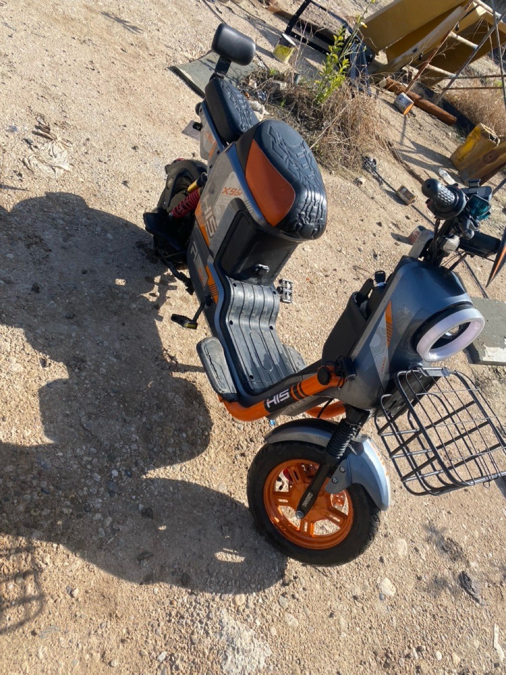 اسلام عليكم ماطور جاهز  مابي شي بطاريات مابيها اي شي العنوان موصل الجانب الايمن 