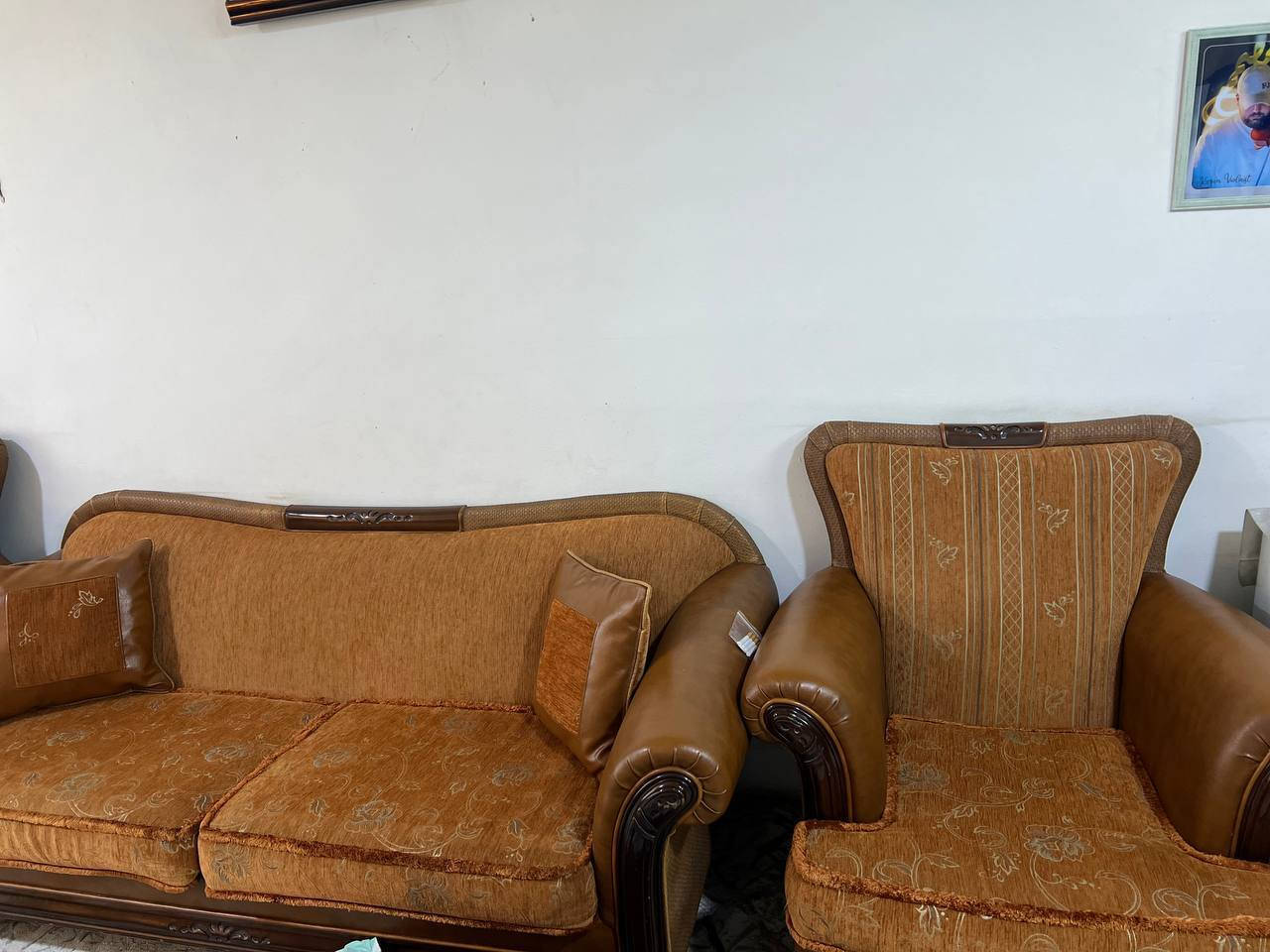 طخم للبيع مستعمل شي قليل سعر 350 وبي مجال ***********
