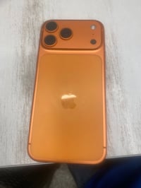 آيفون ١٧ برو ماكس • ٢٥٦ جيجا • بطارية ١٠٠٪