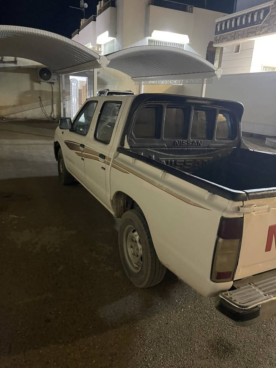 السلام عليكم للبيع بيكم نيسان موديل 2008 مزاد ترقيم شوكت متريد مصبوغه عام كير بل باكيت مكينه مجفته شركه سعر 77 ورقه مكانها حصييه الشرقيه ***********
