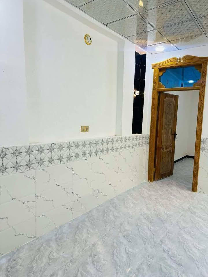 بيت 50متر للبيع النجف الاشرف
#السعر 18وبي مجال بيع بل خط الاول
مقابل قريه الغدير للاستفسار ***********
