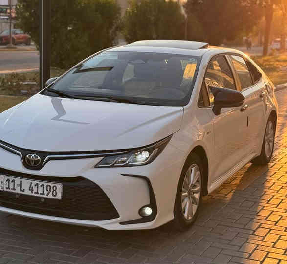 السلام عليكم 
تويوتا كورولا خليجي 2024 هايبرد 
  رقم بغداد بأسمنه تحويل مباشر 
    ماشيه 23 الف كيلو فقط 
سياره جديده وبدون اي نقص وضع شركه 
كفاله من الضربه والصبغ والبارد والتبديل 

فول مواصفات : 
( فتحه ، محرك 1800 هايبرد ، رادار ، تحديد مسار ، كشنات جلد ، شاشه ، كامرا ، اوتو هولد ، 3 وضعيات قياده ، تحكم استيرن ، بصمه تشغيل وابواب ، ) 
وباقي المواصفات المعروفه 

السعر : 146 و بيها مجال جدا بسيط 
المكان : بغداد / الكرخ / حي الحسين 
الهاتف : ***********  ( متوفر واتساب ) ✅ بغداد
